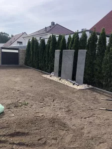 Dekorative moderne Wasserwand im Gartenbau in Lehrte Sievershausen
